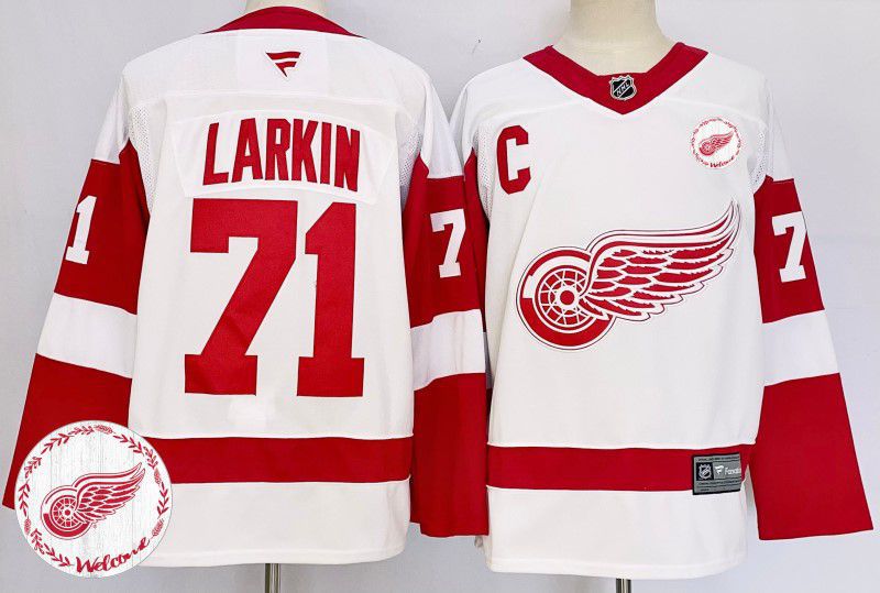 Men Detroit Red Wings #71 Larkin White Fanatics 2025 NHL Jersey style 2